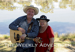 SPECIAL: Singer-songwriter Justin Landers, of Orange NSW, with Horsham’s Heather Farrell whose story inspired his upcoming song. Picture: ABBY WALTER